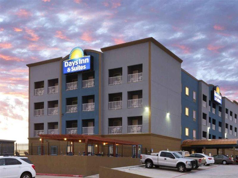 Days Inn & Suites By Wyndham Galveston West/Seawall Esterno foto