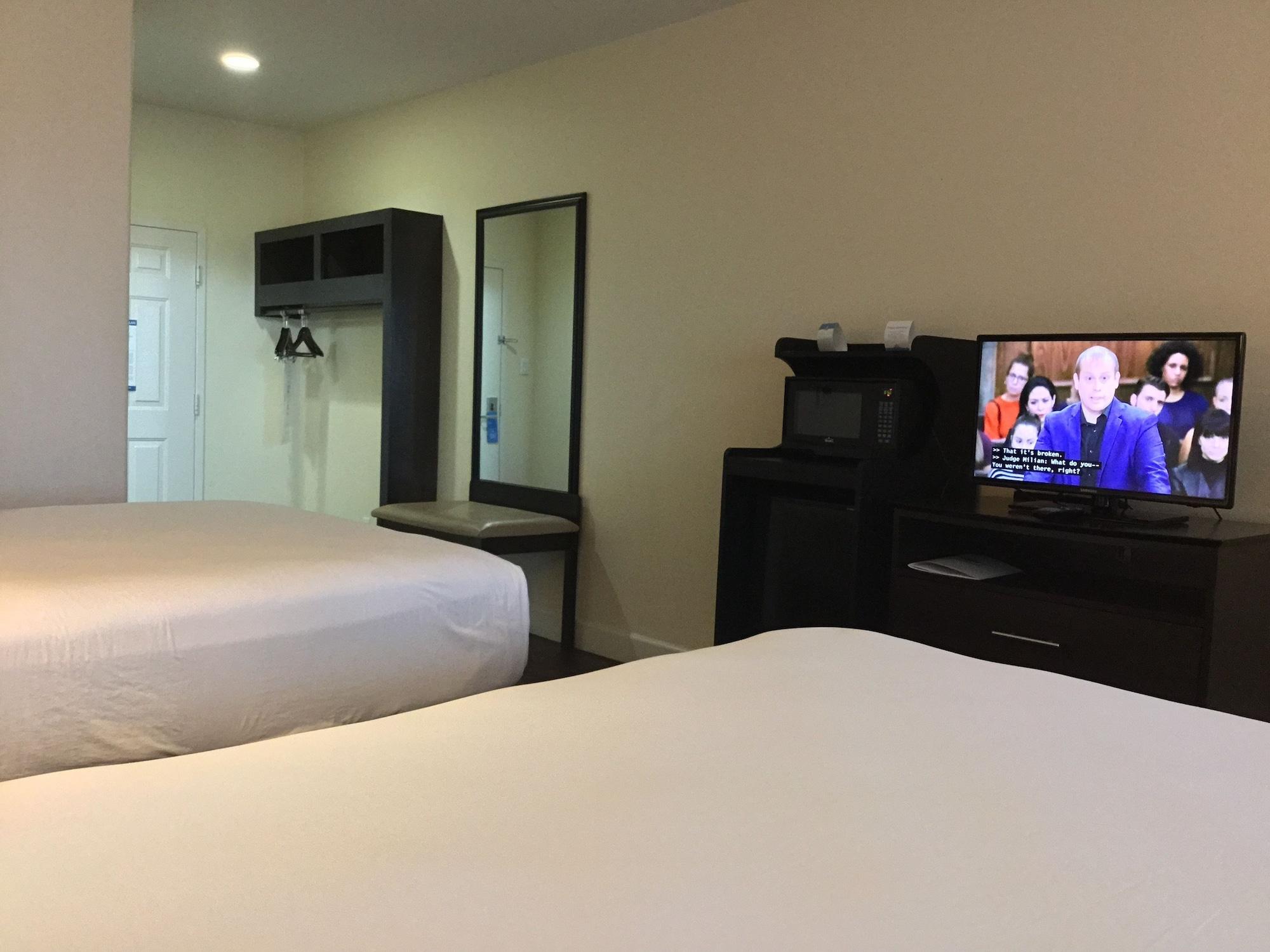 Days Inn & Suites By Wyndham Galveston West/Seawall Esterno foto
