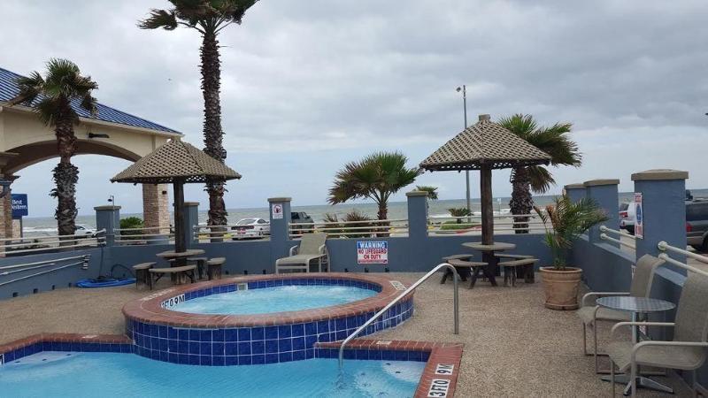 Days Inn & Suites By Wyndham Galveston West/Seawall Esterno foto
