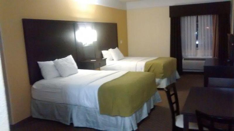 Days Inn & Suites By Wyndham Galveston West/Seawall Esterno foto