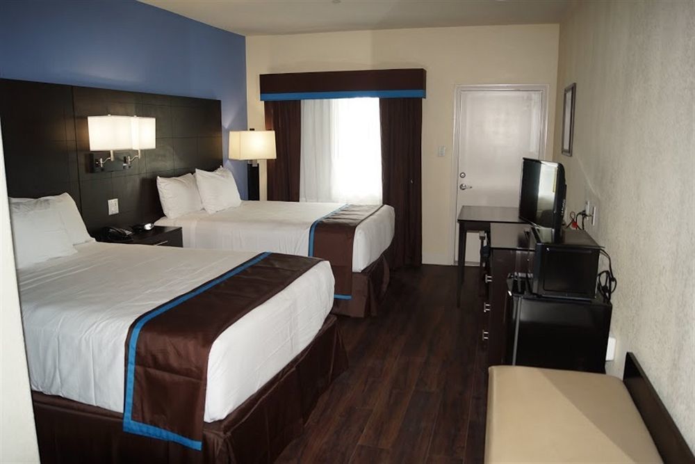 Days Inn & Suites By Wyndham Galveston West/Seawall Esterno foto